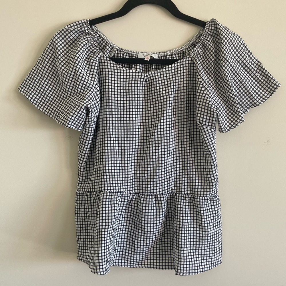Persaya Girl peasant black and white top